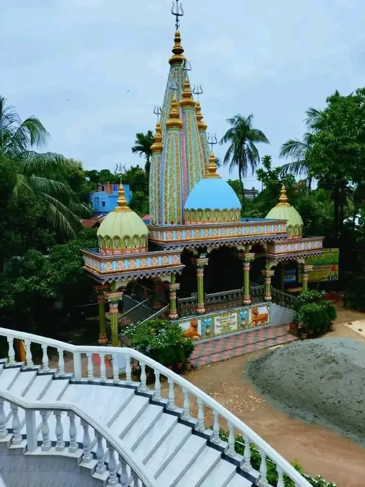 শ্রীশ্রী নৃসিংহ জিউ মন্দির(ইসকন) photo