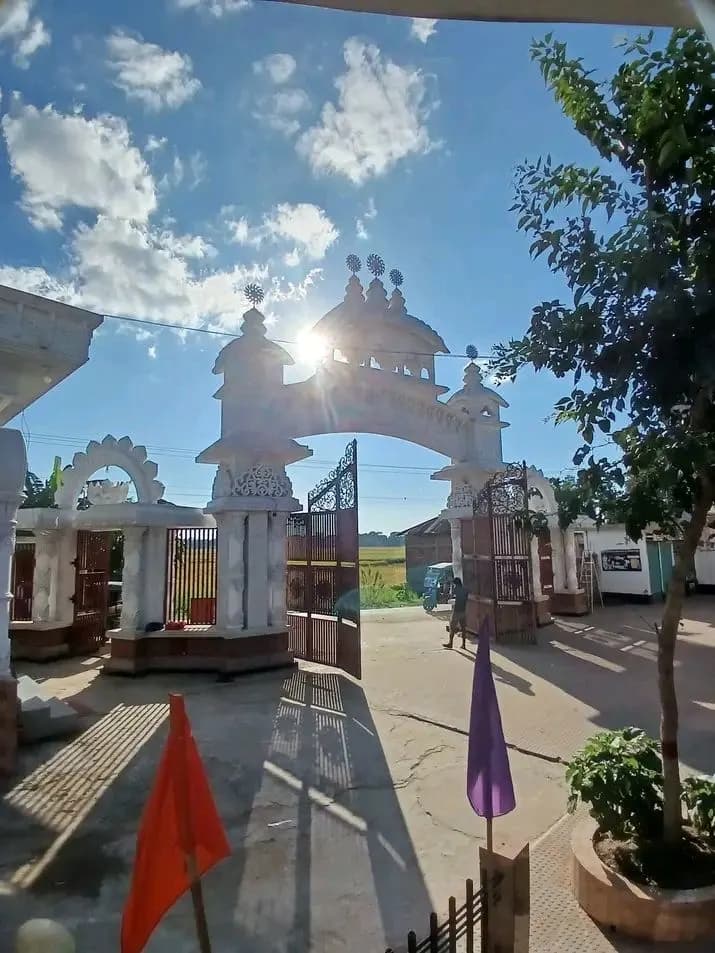 শ্রী শ্রী বিষ্ণুপদ ধাম photo