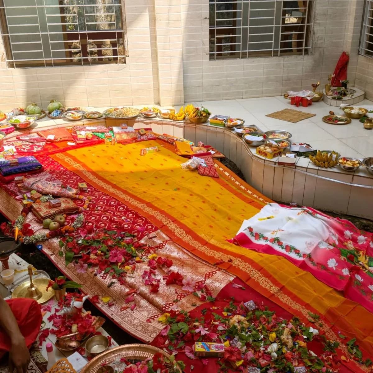 শ্রী শ্রী মহালক্ষ্মী ভৈরবী গ্রীবা মহাপীঠ photo