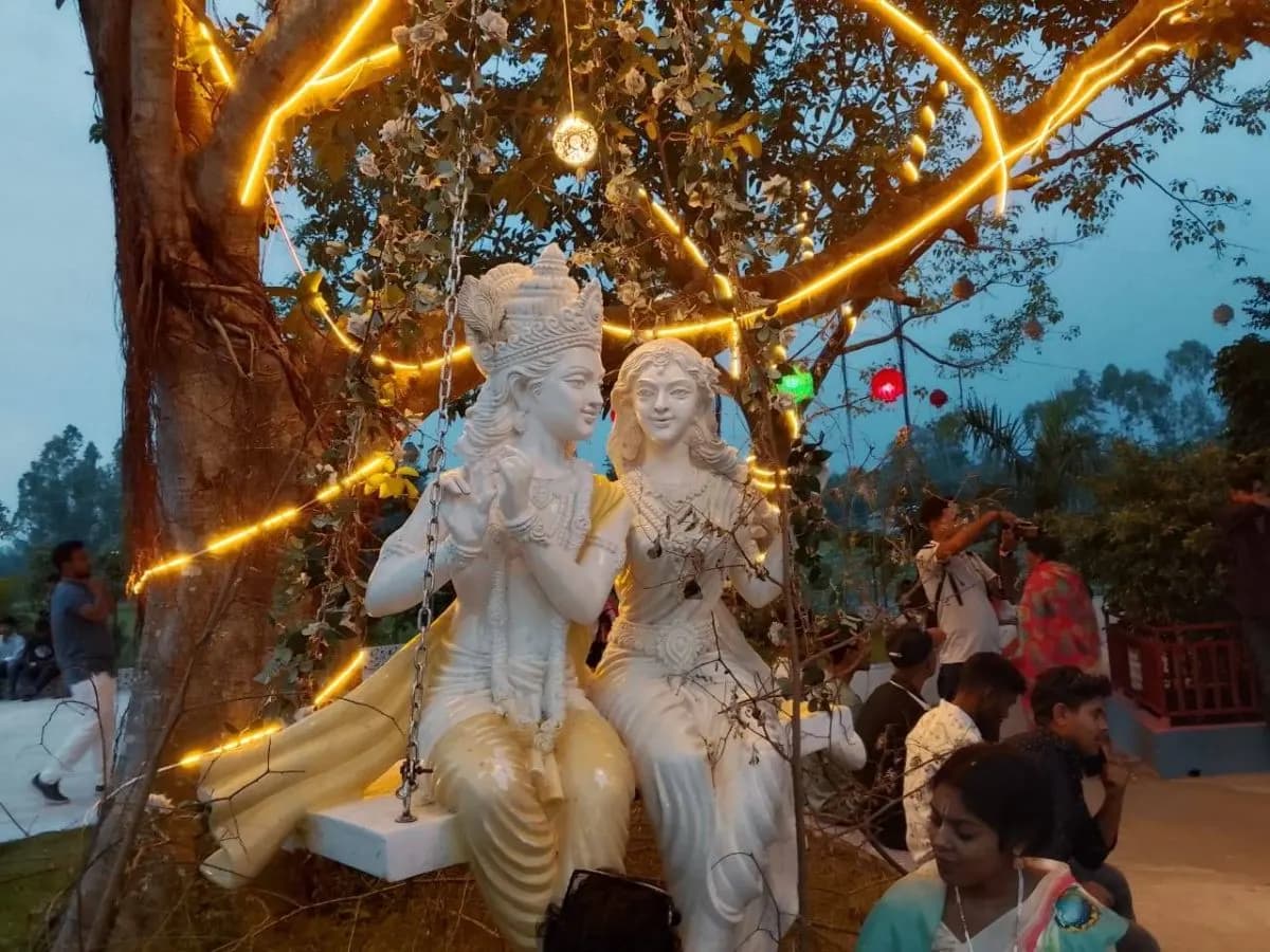 শ্রী শ্রী রাধা গোবিন্দ ও কালি মন্দির, পলাশবাড়ী photo